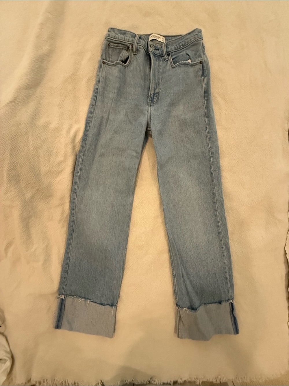 Abercrombie  90’s Relaxed jeans
